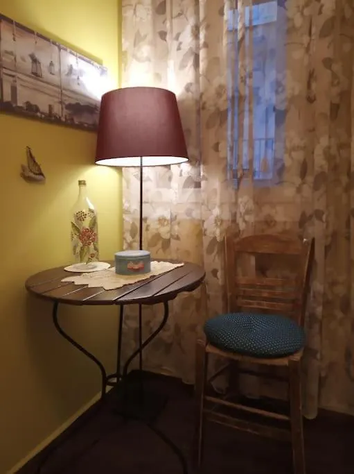 Up To 5 Guests - Cosy Apt In The Center! Daire Selanik